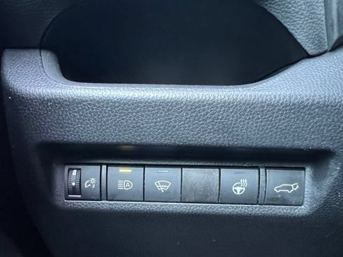 Used 2021 Toyota RAV4 XLE Premium FWD image 23