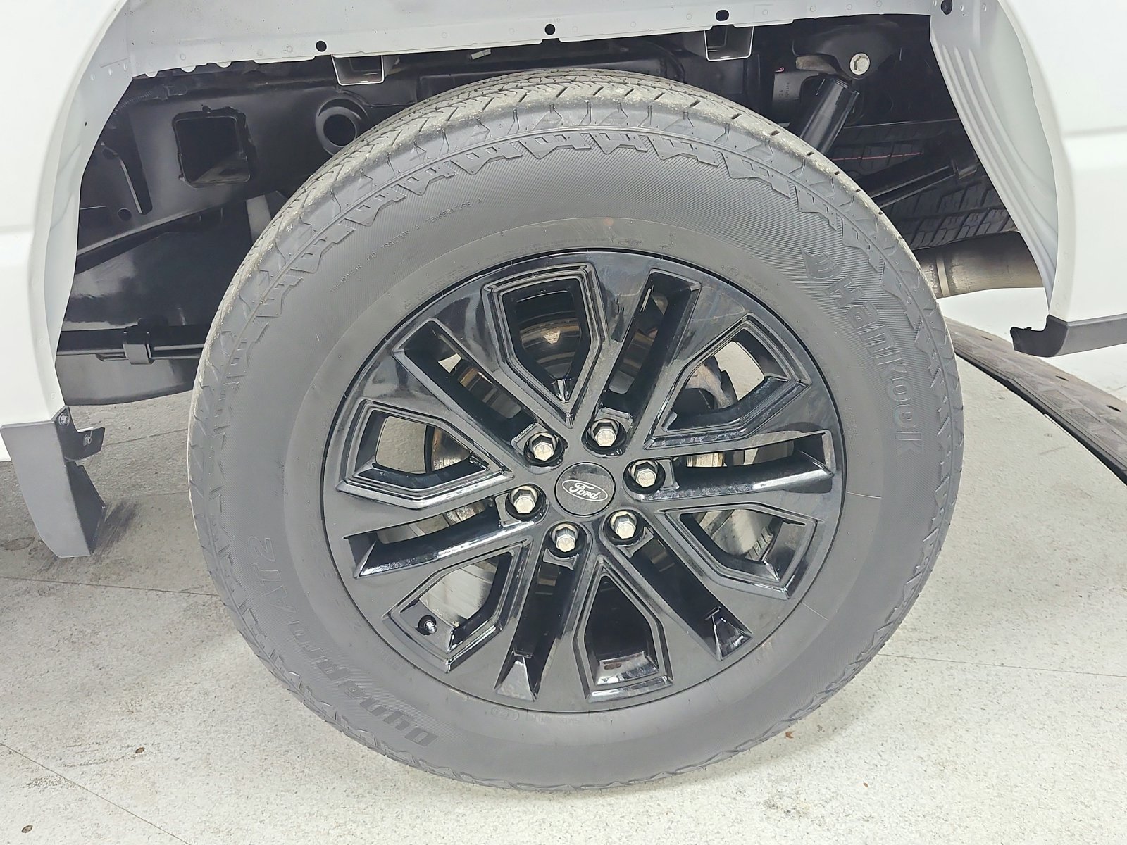 Used 2024 Ford F150 Lariat AWD/4WD image 48