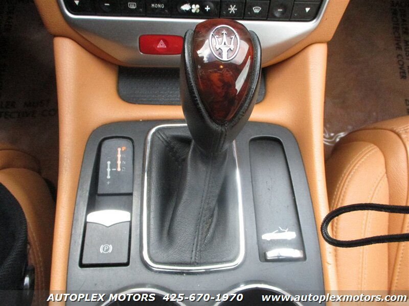 Used 2011 Maserati GranTurismo Convertible RWD image 31