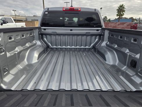 New 2026 GMC Canyon Elevation w/ Convenience Package image 10