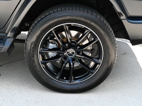 Used 2025 Mercedes-Benz G 550 image 10