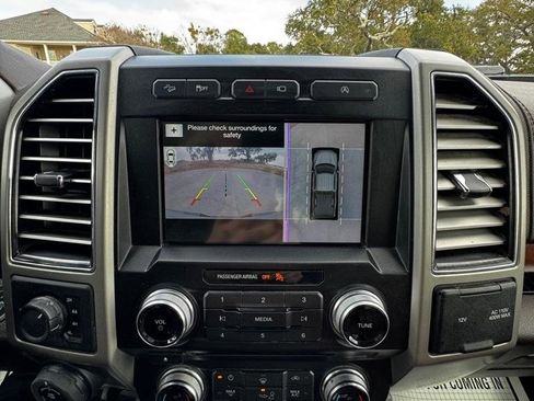 Used 2018 Ford F150 King Ranch w/ Equipment Group 601A Luxury image 31