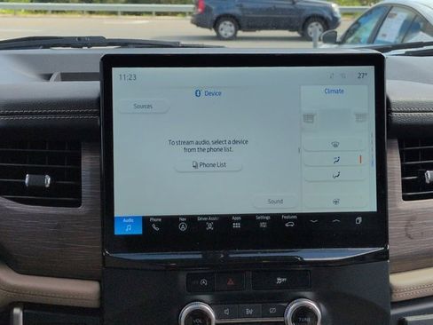 Used 2024 Ford Expedition Limited image 20