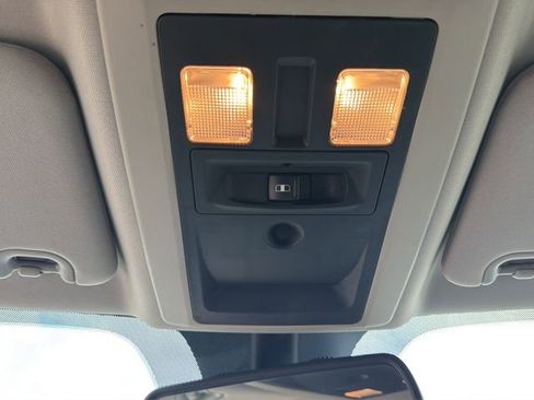 Used 2016 RAM 2500 SLT image 30