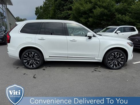 New 2026 Volvo XC90 T8 Plus image 9