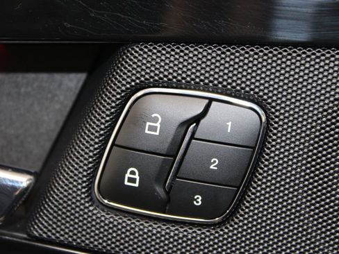 Used 2023 Lincoln Nautilus Reserve w/ Equipment Group 201A image 42