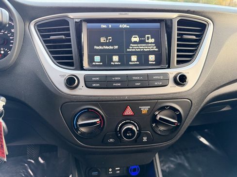 Used 2019 Hyundai Accent SE image 23