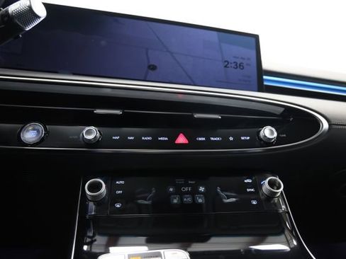 New 2026 Genesis GV70 2.5T image 25