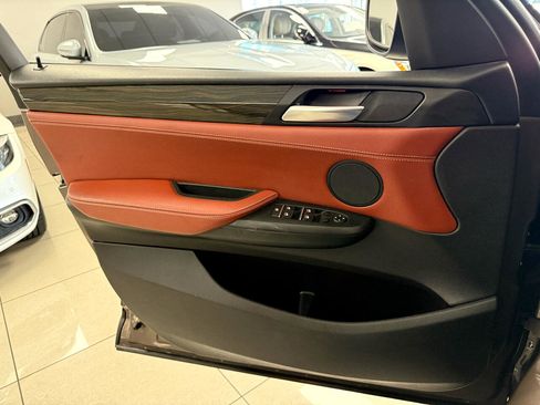 Used 2014 BMW X3 xDrive28i image 10