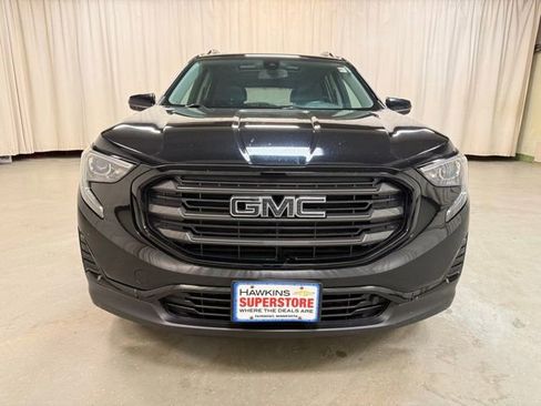 Used 2021 GMC Terrain SLE w/ Driver Convenience Package image 12