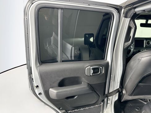 Used 2023 Jeep Wrangler Unlimited Sahara w/ Cold Weather Group AWD/4WD image 25