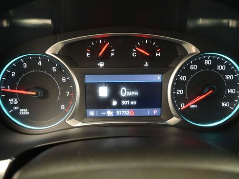 Used 2022 Chevrolet Traverse RS w/ LPO, Cargo Package image 17