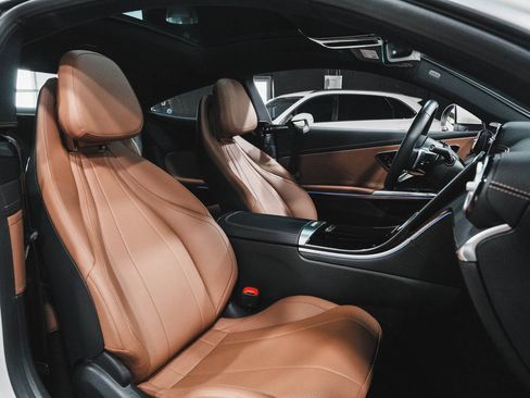 Used 2025 Mercedes-Benz CLE 300 4MATIC Coupe image 32