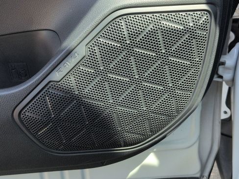 Used 2019 Toyota RAV4 XLE FWD image 15