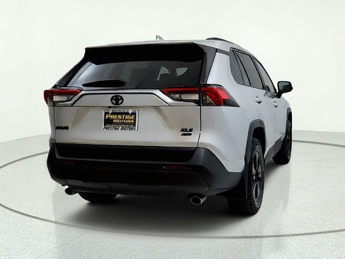 Used 2025 Toyota RAV4 XLE w/ Convenience Package AWD/4WD image 7