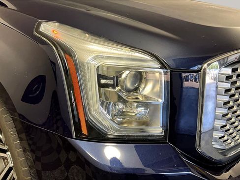 Used 2017 GMC Yukon Denali w/ Open Road Package RWD image 24
