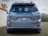 Used 2018 Toyota Sienna SE image 4
