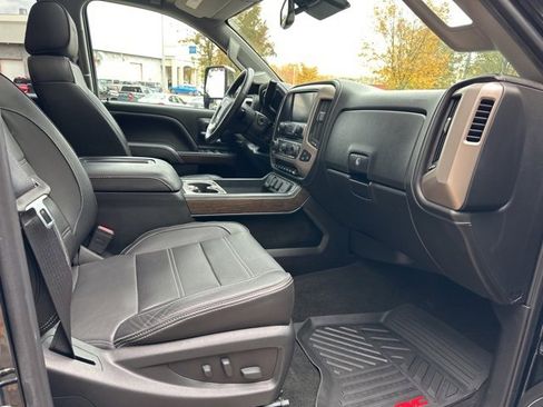 Used 2018 GMC Sierra 2500 Denali w/ Duramax Plus Package image 36