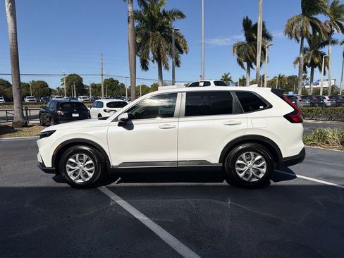 Certified 2025 Honda CR-V LX image 4