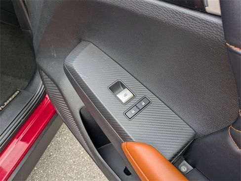 Used 2023 Mitsubishi Outlander SE image 34