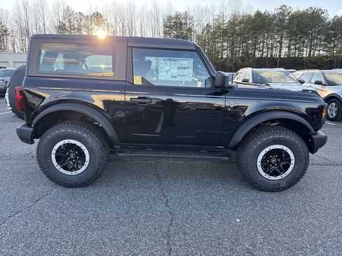 New 2025 Ford Bronco 2-Door w/ Sasquatch Package image 8