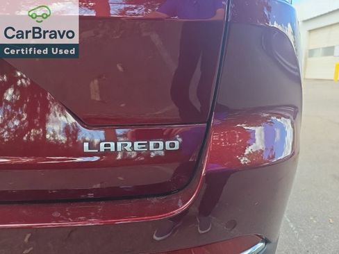 Used 2025 Jeep Grand Cherokee Laredo X w/ Luxury Tech Group I AWD/4WD image 6