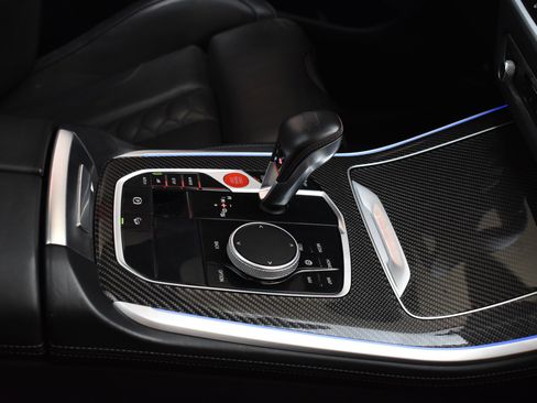 Used 2021 BMW X5 M w/ Executive Package image 29