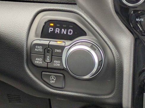 New 2026 RAM 1500 Big Horn AWD/4WD image 19