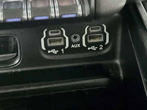 Used 2020 RAM 1500 Big Horn AWD/4WD image 27