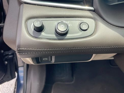 Used 2017 Buick LaCrosse Preferred FWD image 22