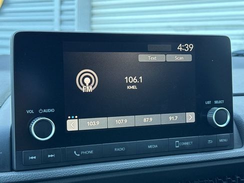 Used 2024 Honda CR-V LX image 17