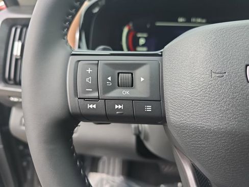 New 2026 Nissan Pathfinder Platinum w/ Cargo Package FWD image 26