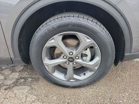 Certified 2025 Ford Escape ST-Line Select AWD/4WD image 5