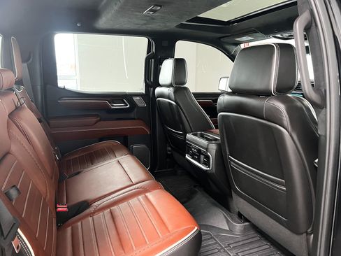 Used 2024 GMC Sierra 1500 Denali Ultimate AWD/4WD image 25