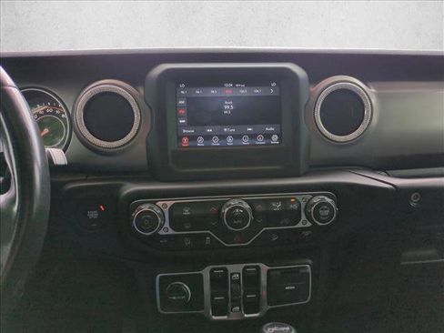 Used 2019 Jeep Wrangler Unlimited Sport S AWD/4WD image 14