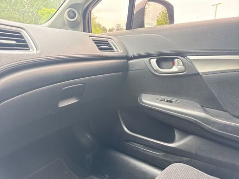Used 2013 Honda Civic EX image 17