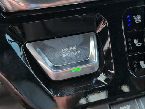 New 2026 GMC Sierra 3500 Denali Ultimate AWD/4WD image 27