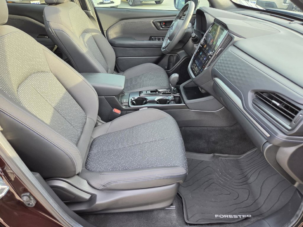 Used 2026 Subaru Forester Premium AWD/4WD image 8