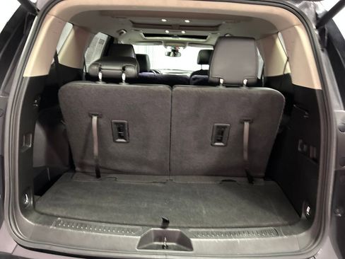 Used 2017 GMC Acadia Denali w/ Technology Package image 24