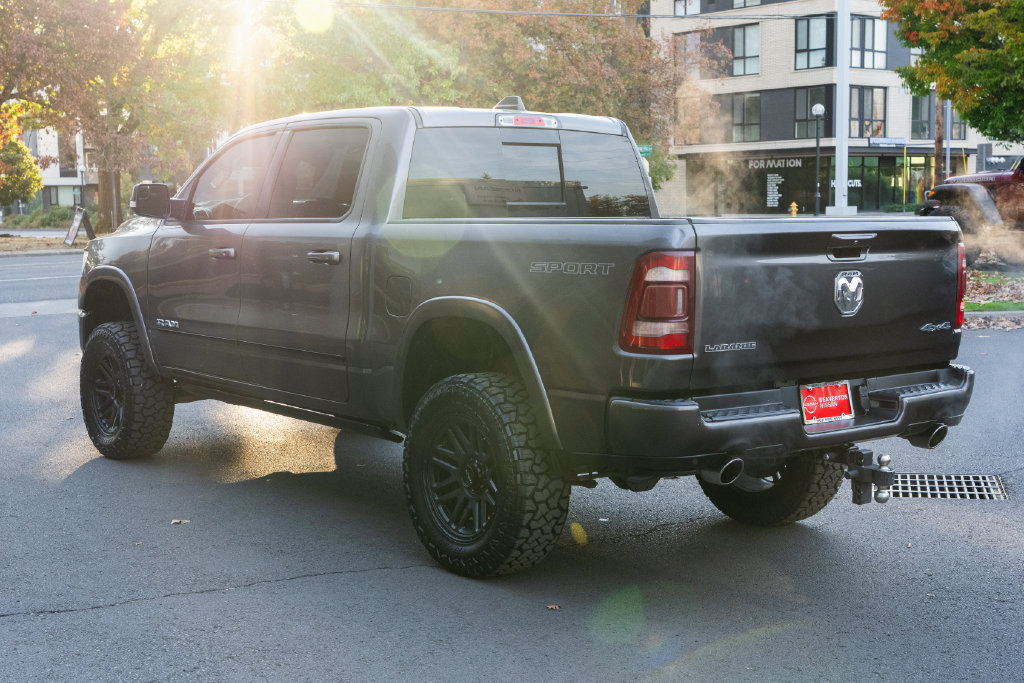 Used 2021 RAM 1500 Laramie AWD/4WD image 4