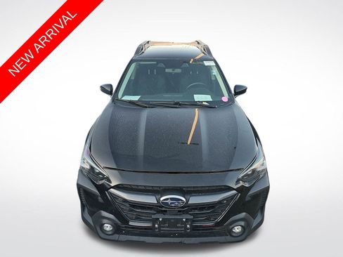 Used 2024 Subaru Outback Premium AWD/4WD image 1