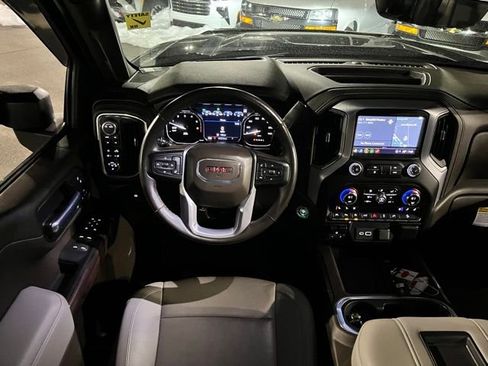 Used 2021 GMC Sierra 1500 SLT w/ Technology Package image 30