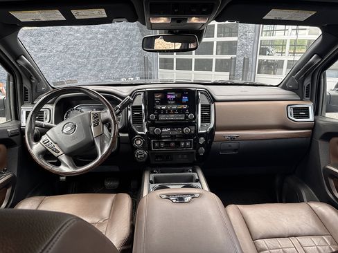 Used 2021 Nissan Titan Platinum Reserve w/ Moonroof Package AWD/4WD image 12
