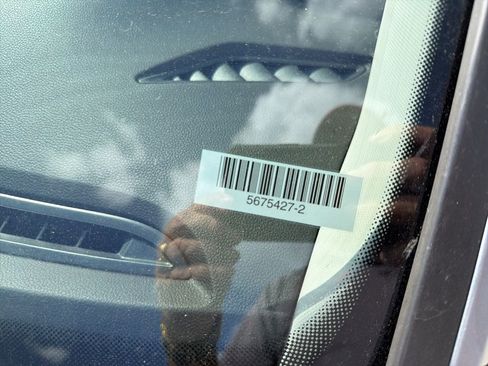 Used 2025 Volkswagen Jetta S image 5