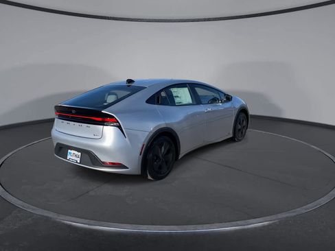 New 2026 Toyota Prius LE image 8