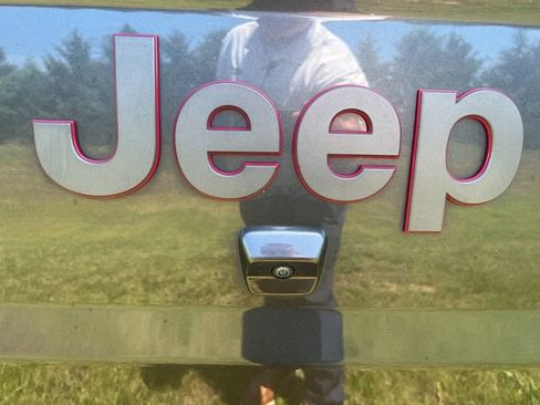 Used 2020 Jeep Gladiator Rubicon AWD/4WD image 22