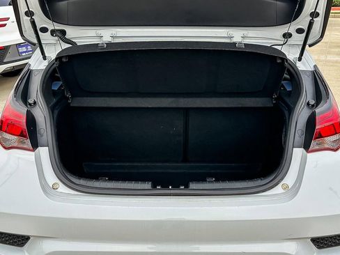 Used 2019 Hyundai Veloster N N w/ Performance Package image 31