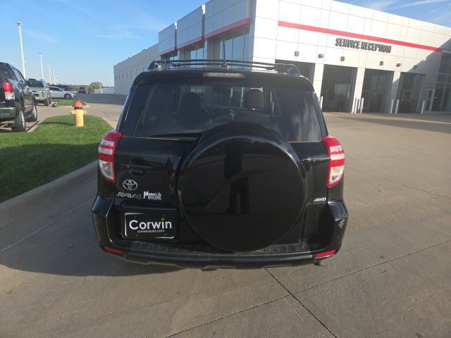 Used 2011 Toyota RAV4 Limited AWD/4WD image 5