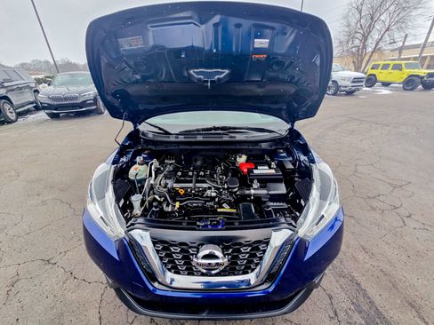 Used 2018 Nissan Kicks SV image 28