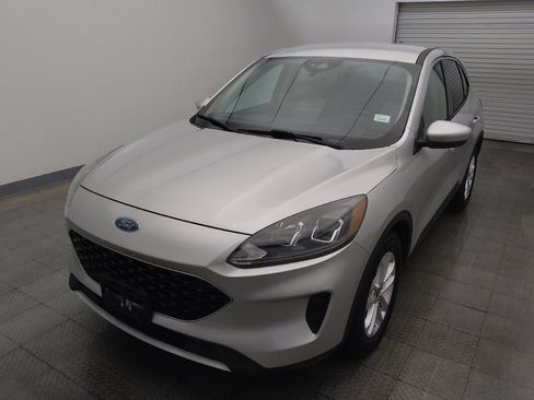 Used 2020 Ford Escape SE FWD image 15